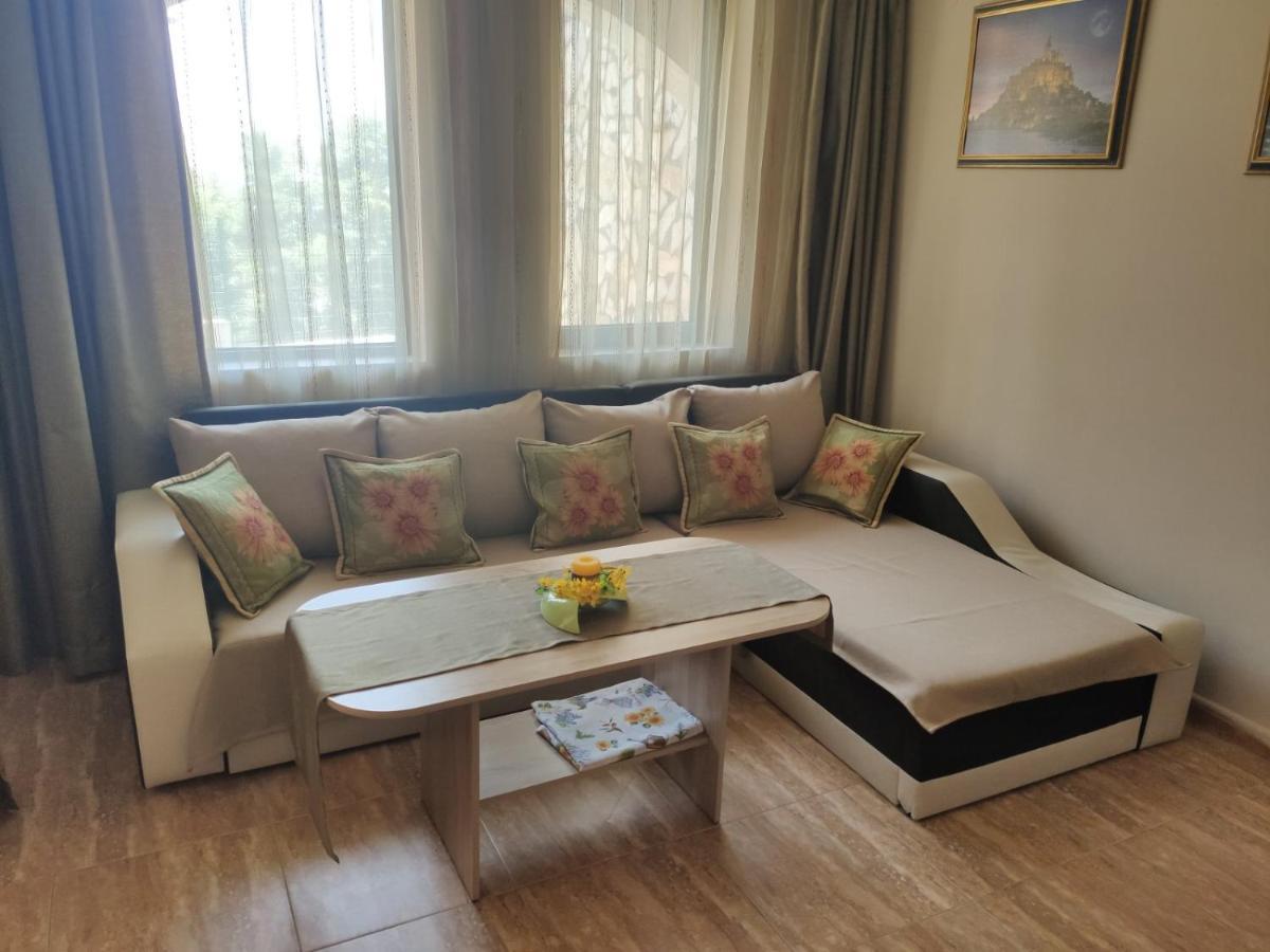 Jacky'S Apartament - Апартамент В Свети Влас Buitenkant foto
